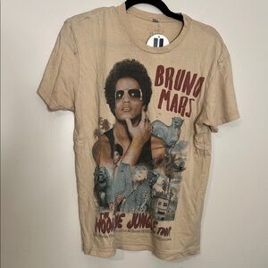 Bruno mars beige faded moonshine jungle concert graphic t shirt medium unisex​